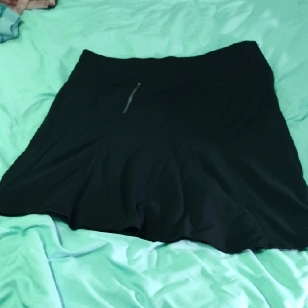 Black Skirt with Zipper Detail
